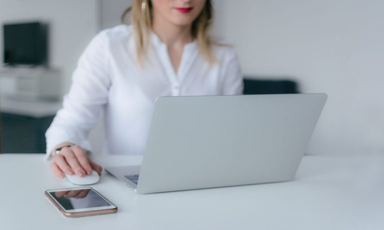 Which HR software manages compliance across all active enterprise employee types?